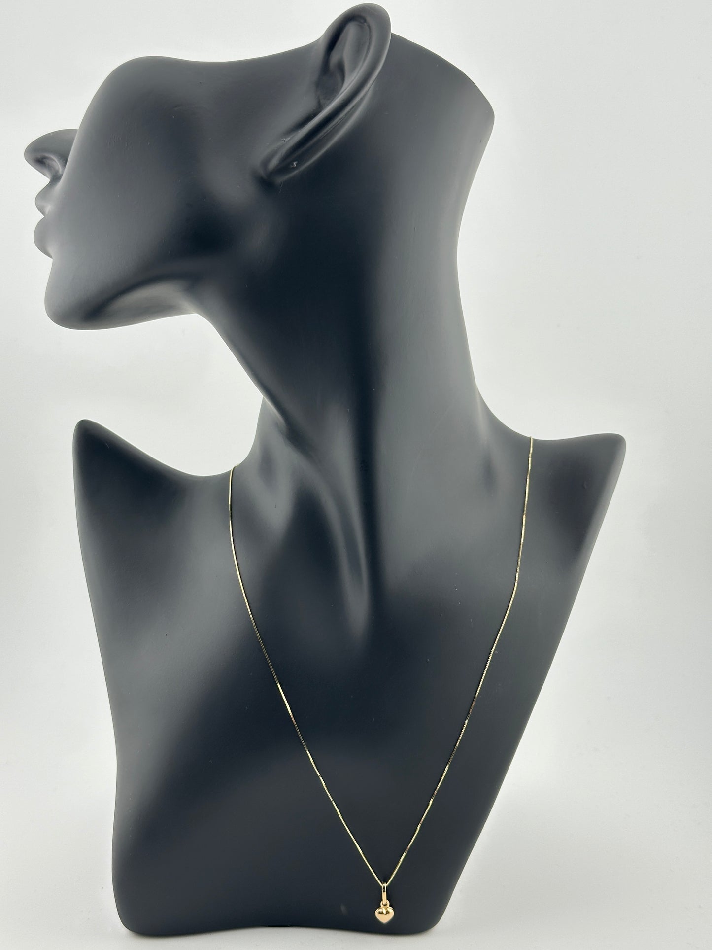 10K Gold Heart Pendant Necklace