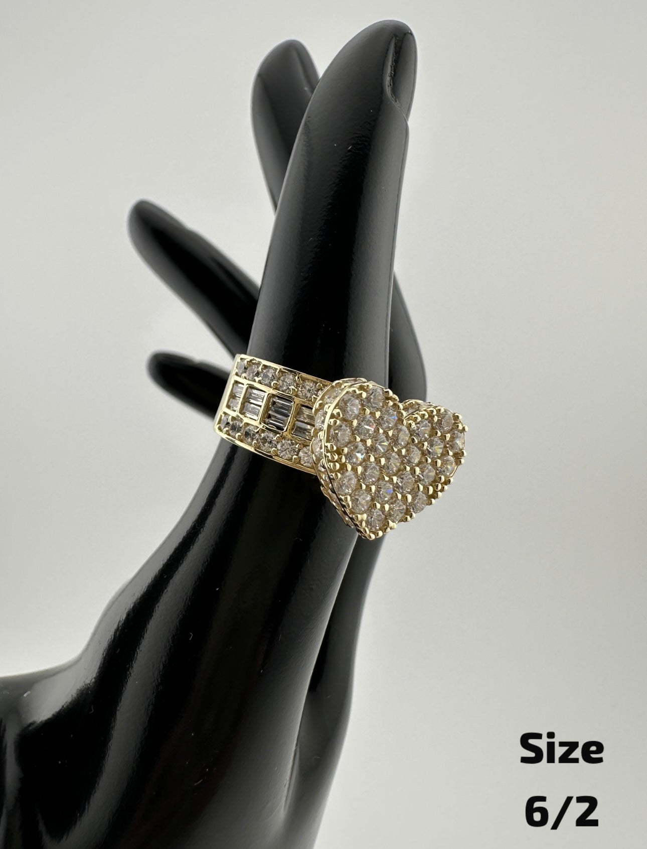 10K Gold Heart Cluster Ring